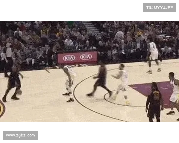 NBA最新交易动态:超级巨星加盟新队伍 引发联盟格局震动 NBA最新交易动态:超级巨星加盟新队伍 引发联盟格局震动